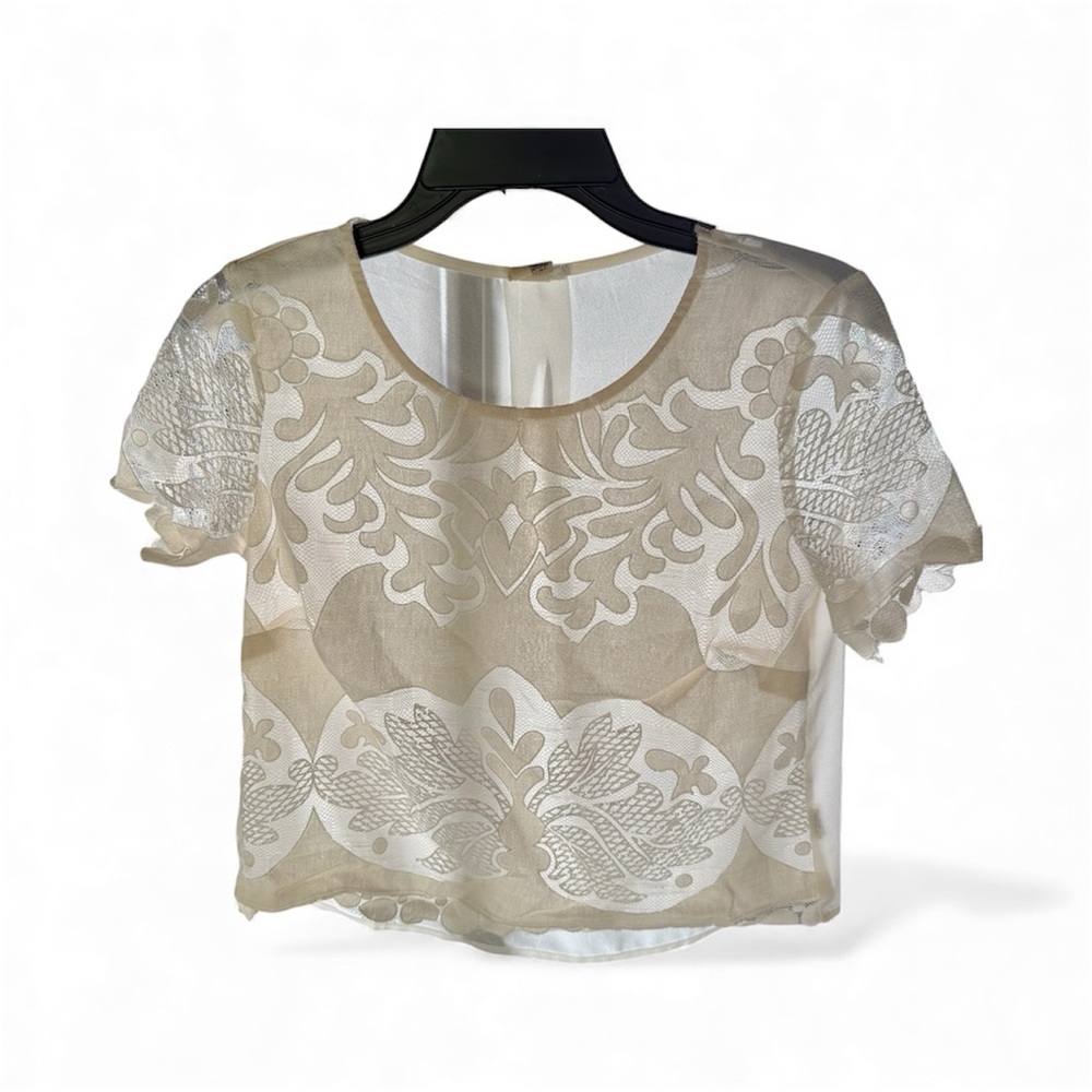 Women's Sheer white lace crop top with short sleeves